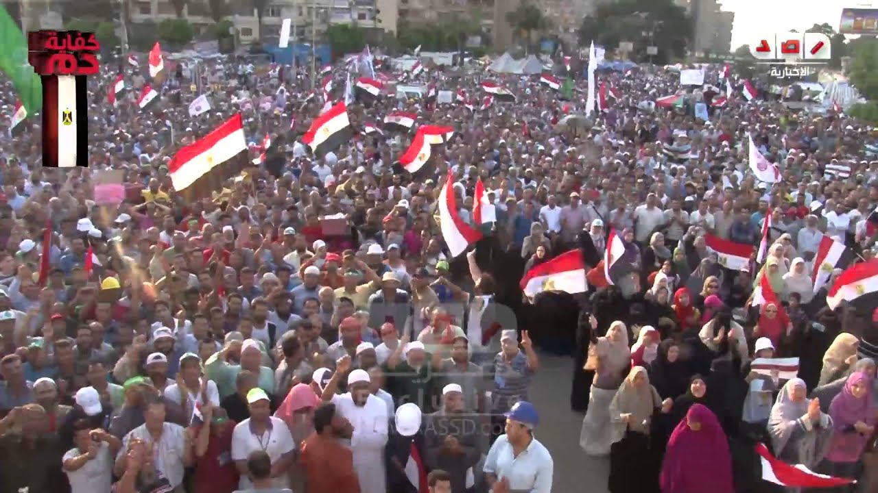 رصد | مؤيدو مرسي في رابعة العدوية اغاني وطنيه و اشعار و هتافات