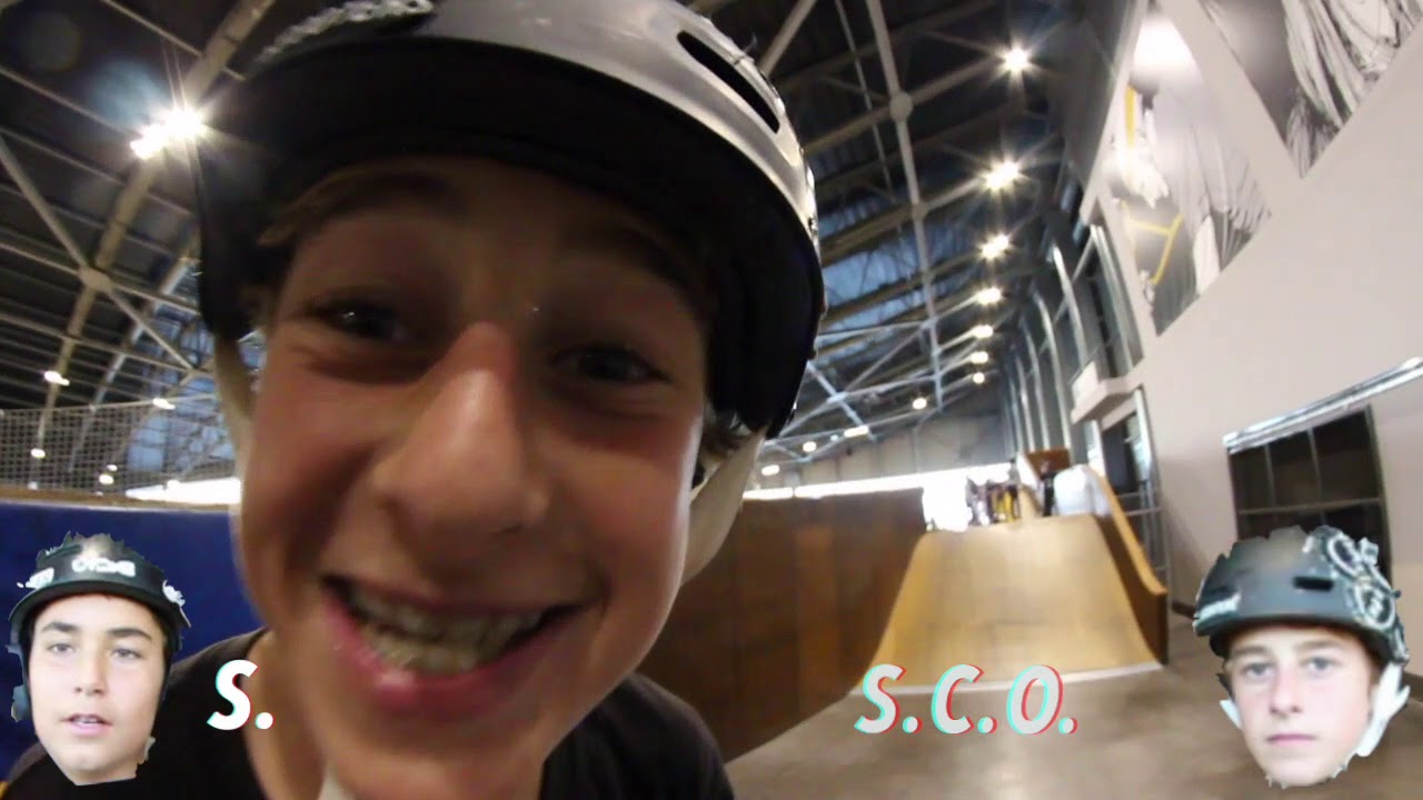RESI GAME OF SCOOT!!! William Bazelaire vs Camille Bonnet (FR)