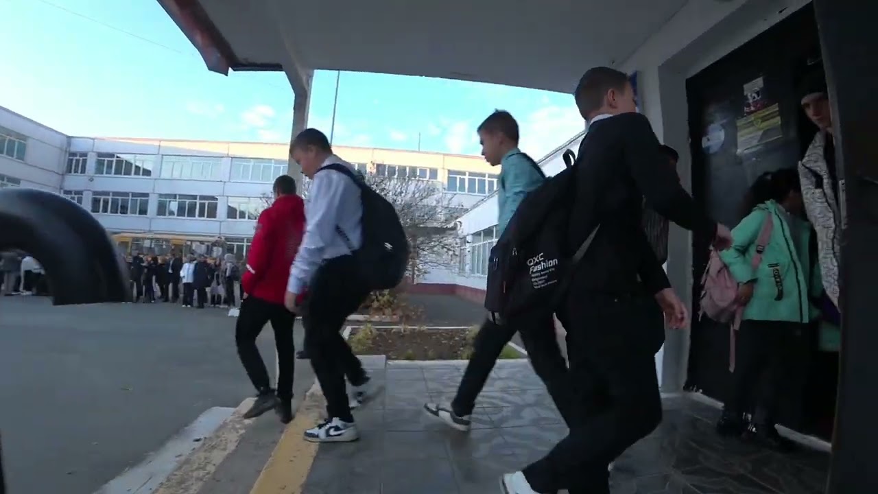 школьный автобус ПАЗ ,первый выезд в новом учебном году 2022-23.