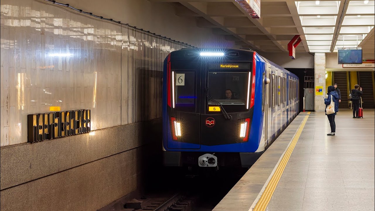 Минск.Поездка на зеленолужской линии на поезде stadler M110