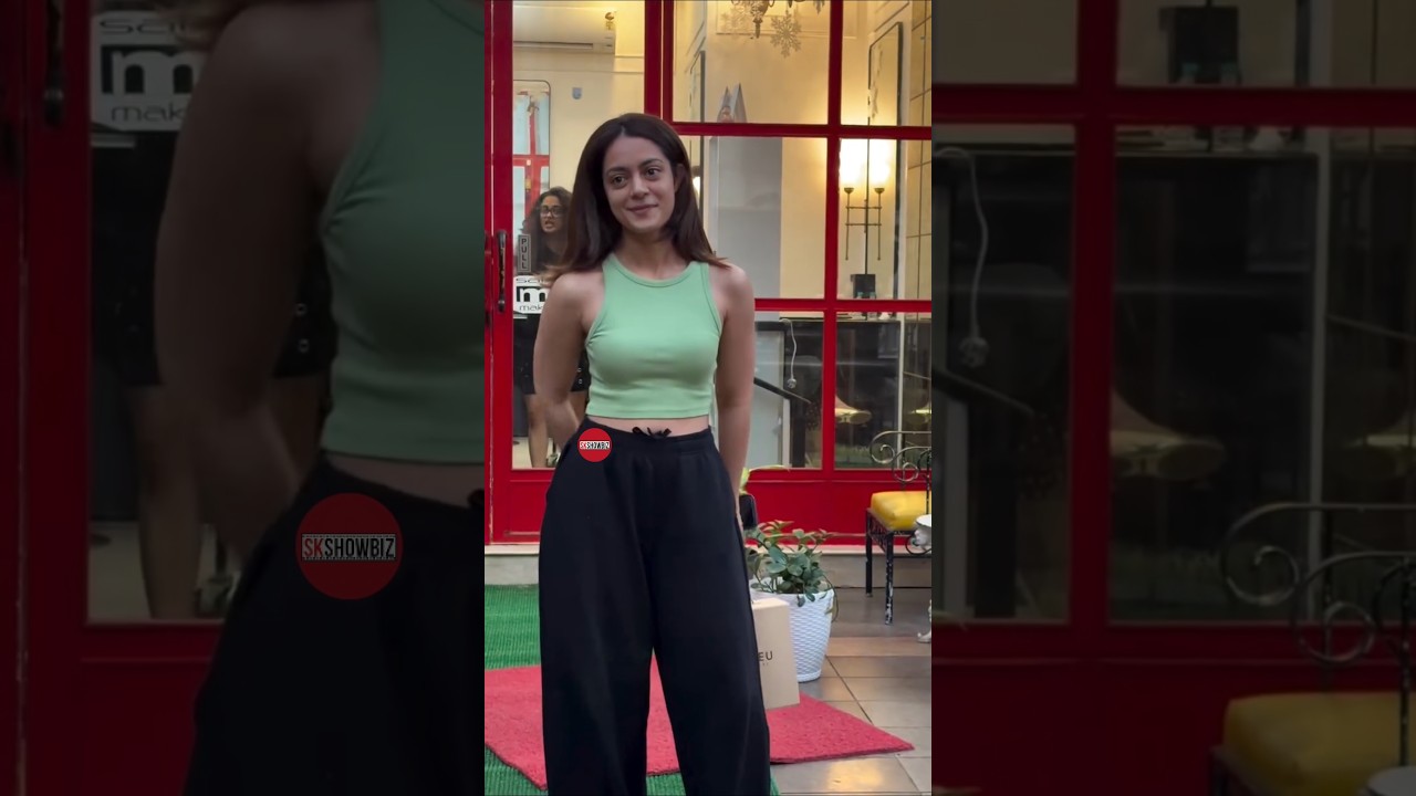 🌸 Anya Singh today’s appearance shines after her Salon Session 💇‍♀️
