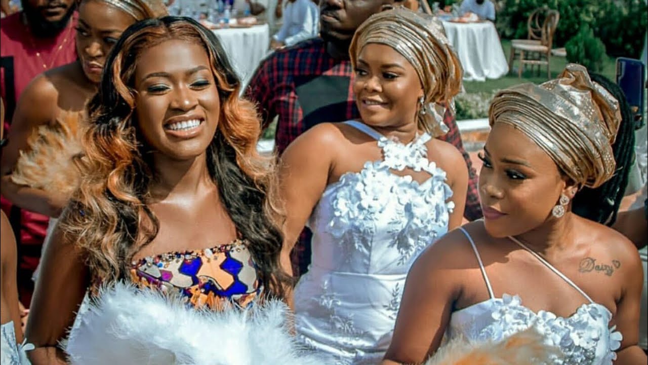 How Fella Makafui entered her Marriage grounds to meet Medikal