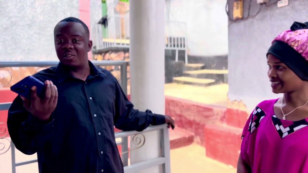 kILLAMAN shemsa amufashe avugira kuri fone ko yateye inda mugasozi prank