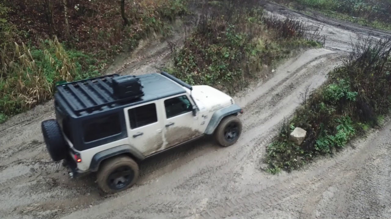 Jeep Wrangler JKU @ Offroad Park Fursten Forest - therubytour - Dronevideo
