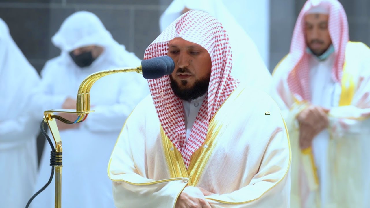 وَقال اركبُوا فيها بسمِ الله مَجراها ..