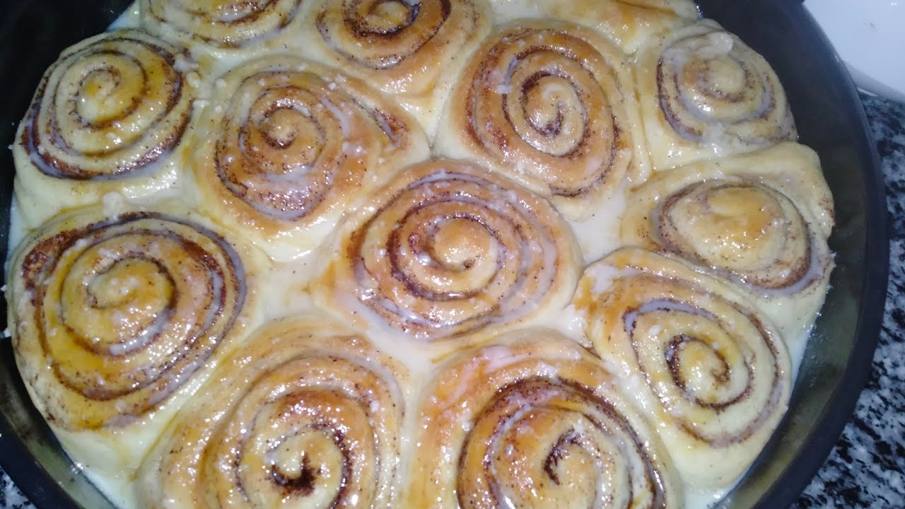 سينابون الاصلي بعجينه زي القطن مش هتصدقي النتيجه والطعم احلى من الجاهز غرقان بالصوص 😋😋😋😋