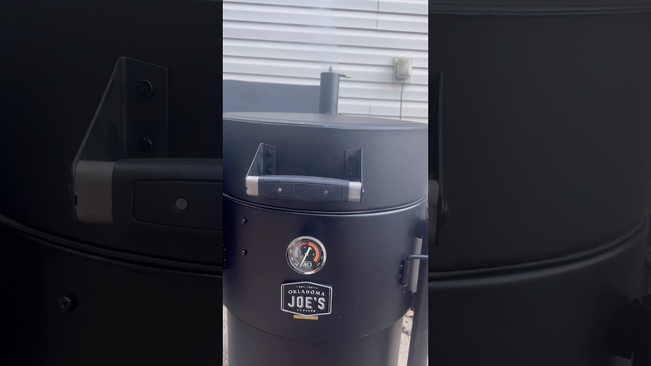 Когда вы покупаете новый гриль или коптильню, обязательно прогрейте их. Используйте сильно нагрет...