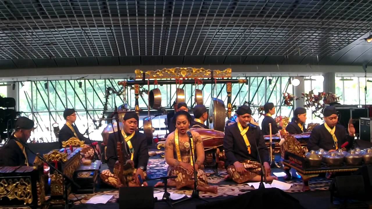 Gendhing Anglir Mendhung