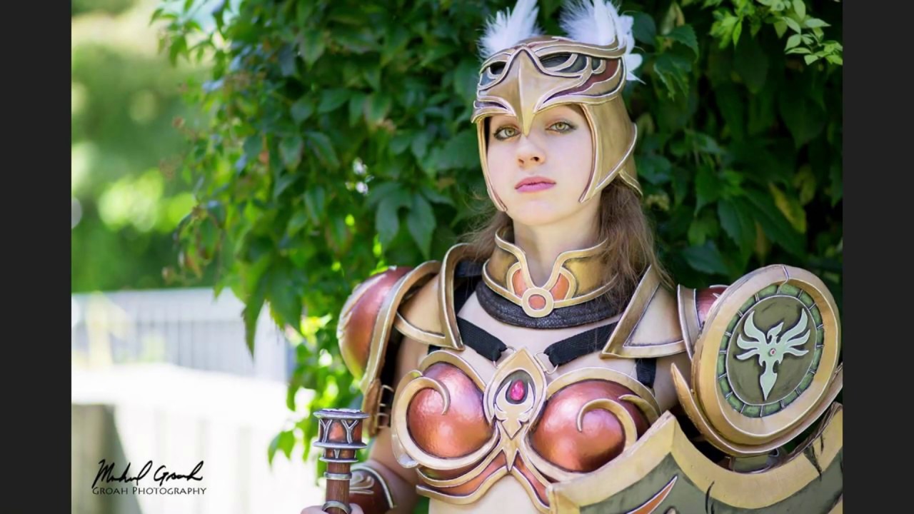 Cosplay Materials 101 with Oshley Cosplay (Live Panel Presentation at Fan Expo Vancouver)