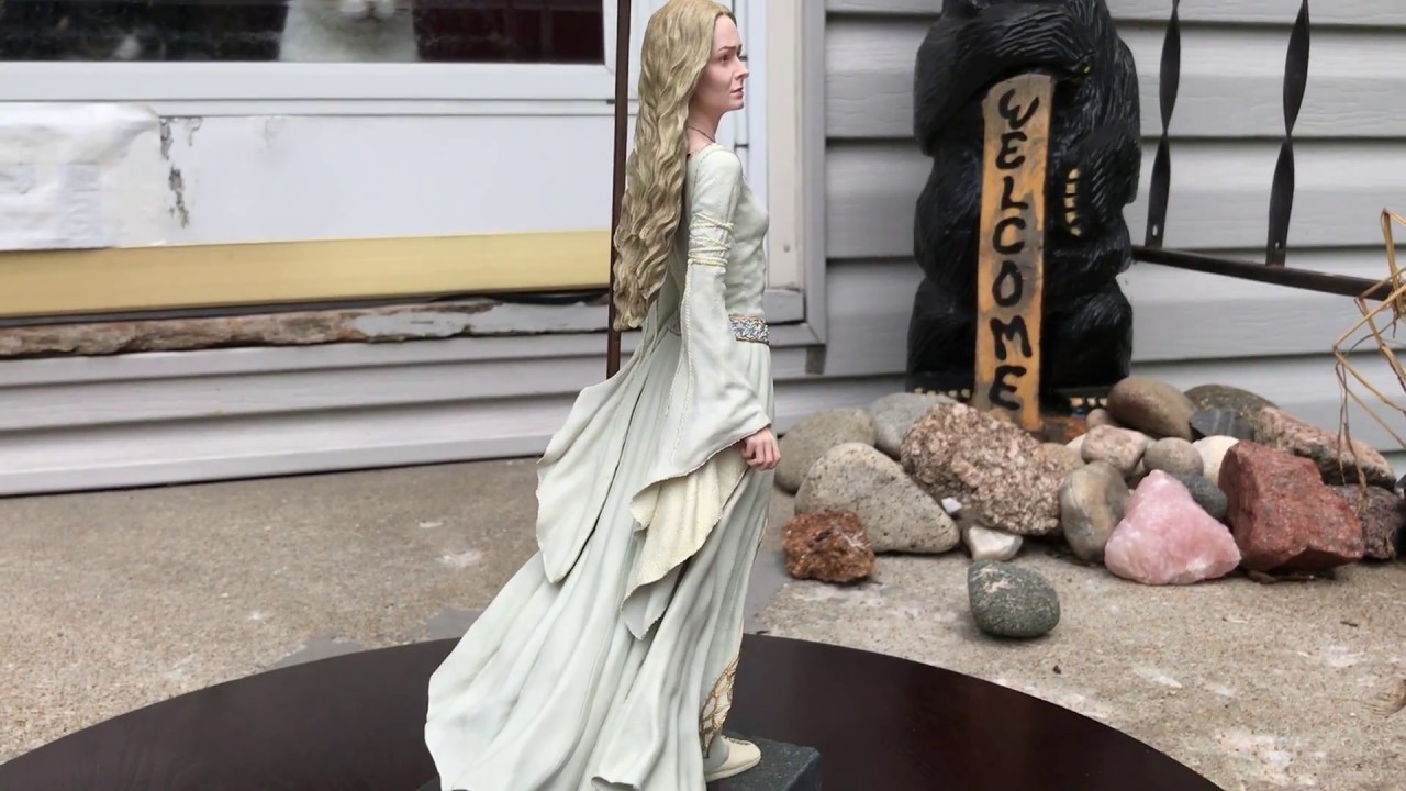 Weta Workshop's Lady Eowyn of Rohan Statue Review
