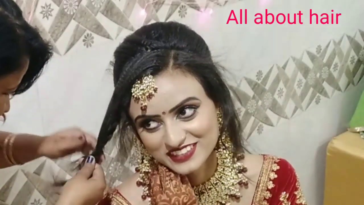 बड़े माथे पर बनाए दो तरीको से bridal हेयरस्टाईल गजरे के साथ