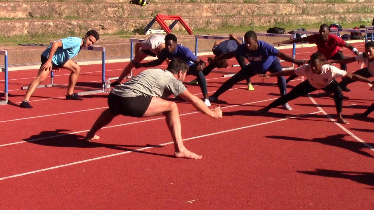 Séance souplesse/étirements - Olivier Vallaeys - Stage Equipe de France Athlétisme - Boulouris (83)