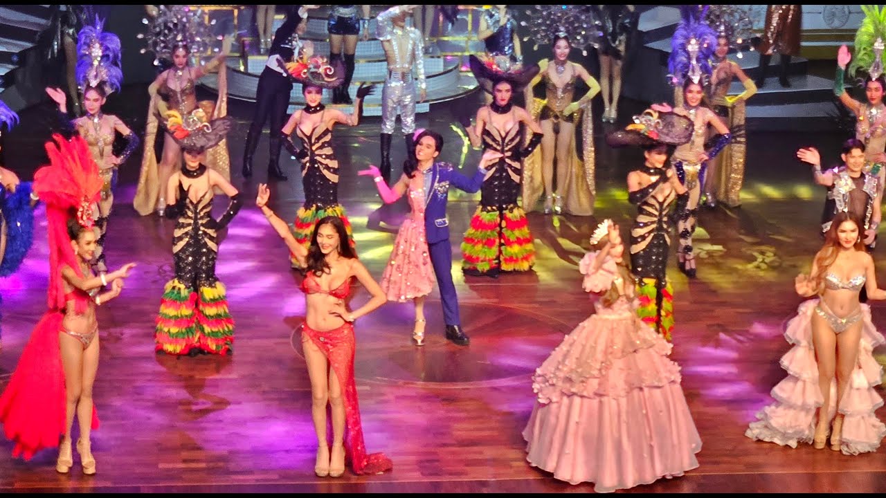 파타야 알카자쇼 여자는 한 명도 안나오네요^^ Pattaya Alcazar show... There are no women here.
