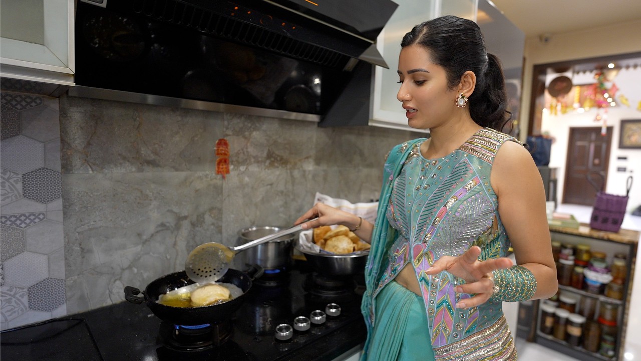Neetu ne Sambhali Shadi wale Ghar ki Jimmedari
