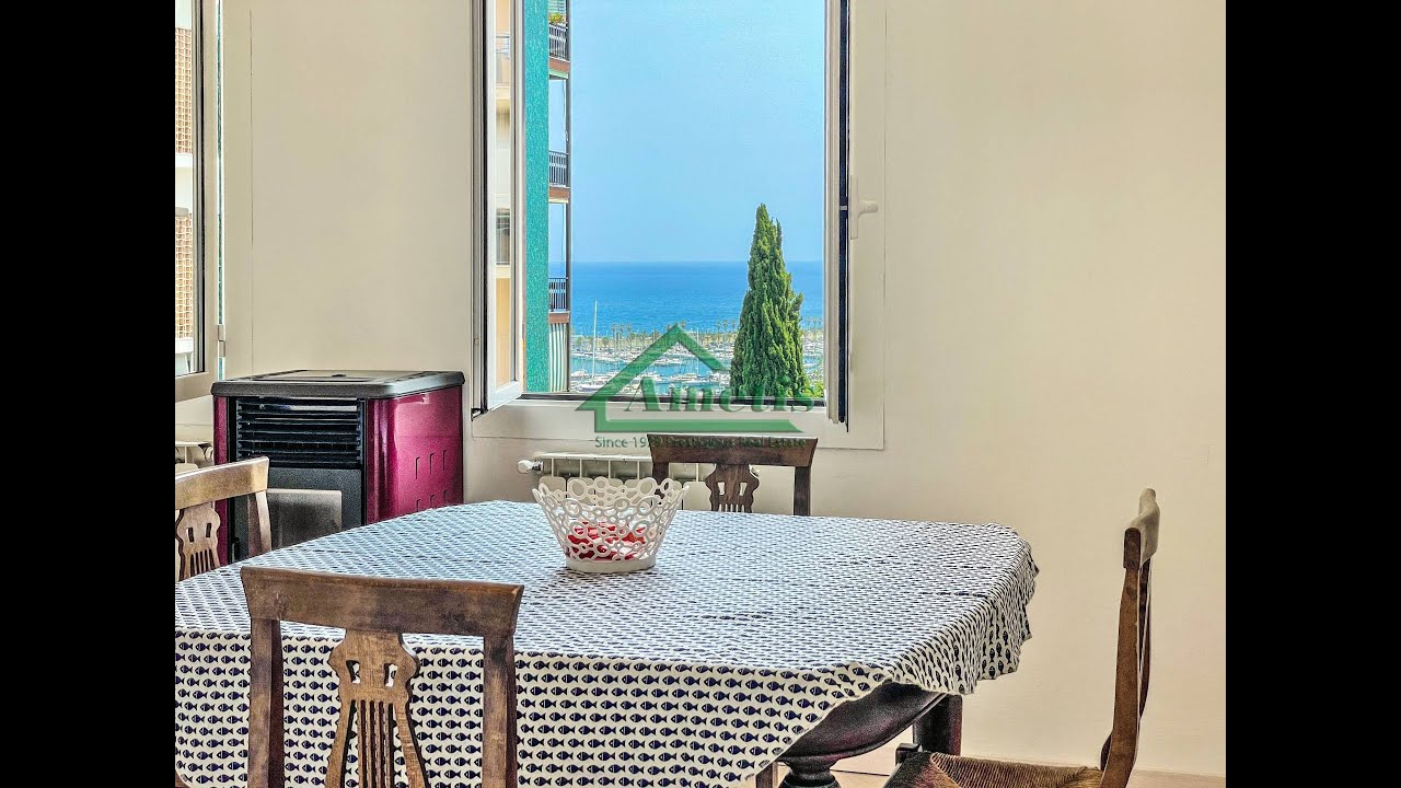 A248 - Appartamento in Vendita a Imperia (IM) con vista mare in centro a Porto Maurizio