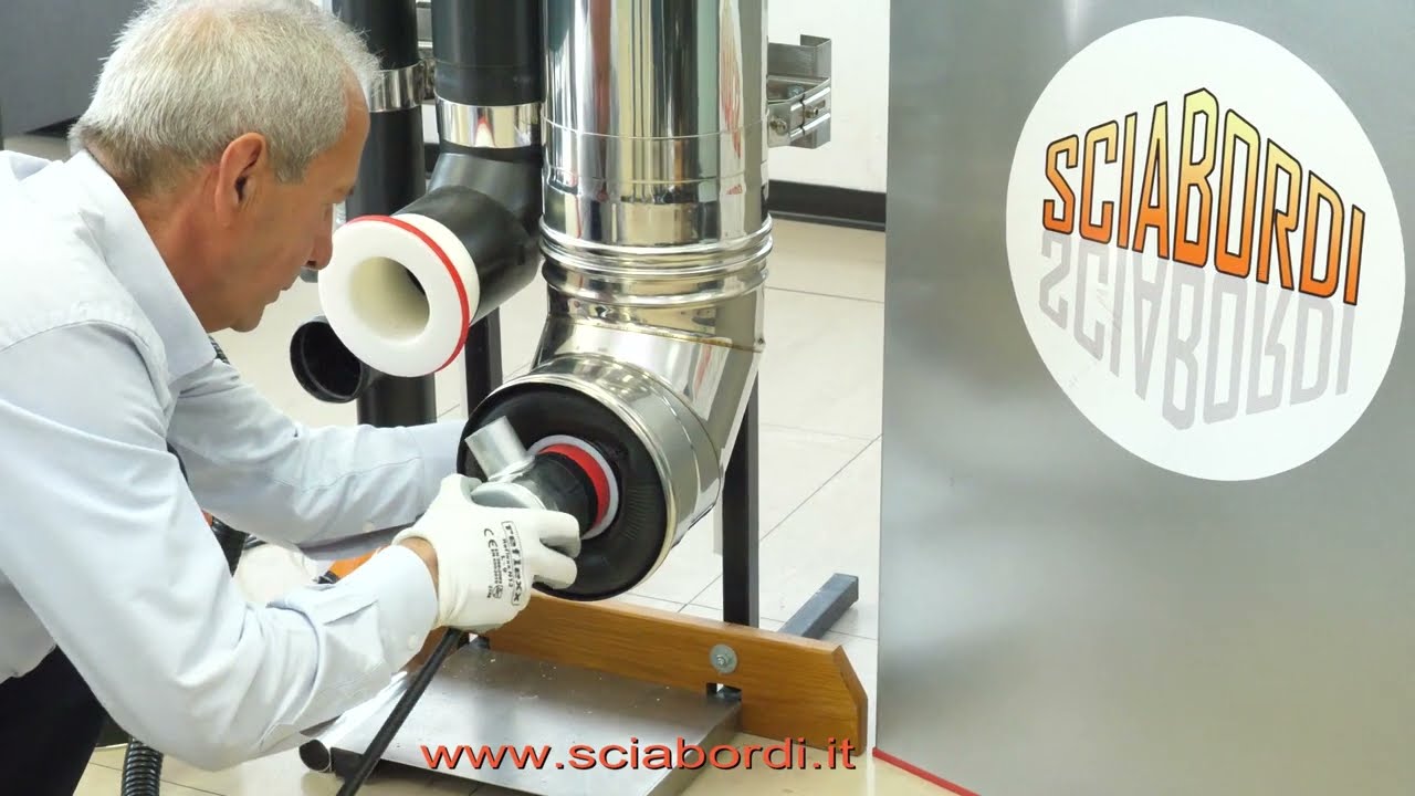 Pulizia camino pellet e legna spazzola ruotante con trapano - Sistema professionale ROTO BRUSH