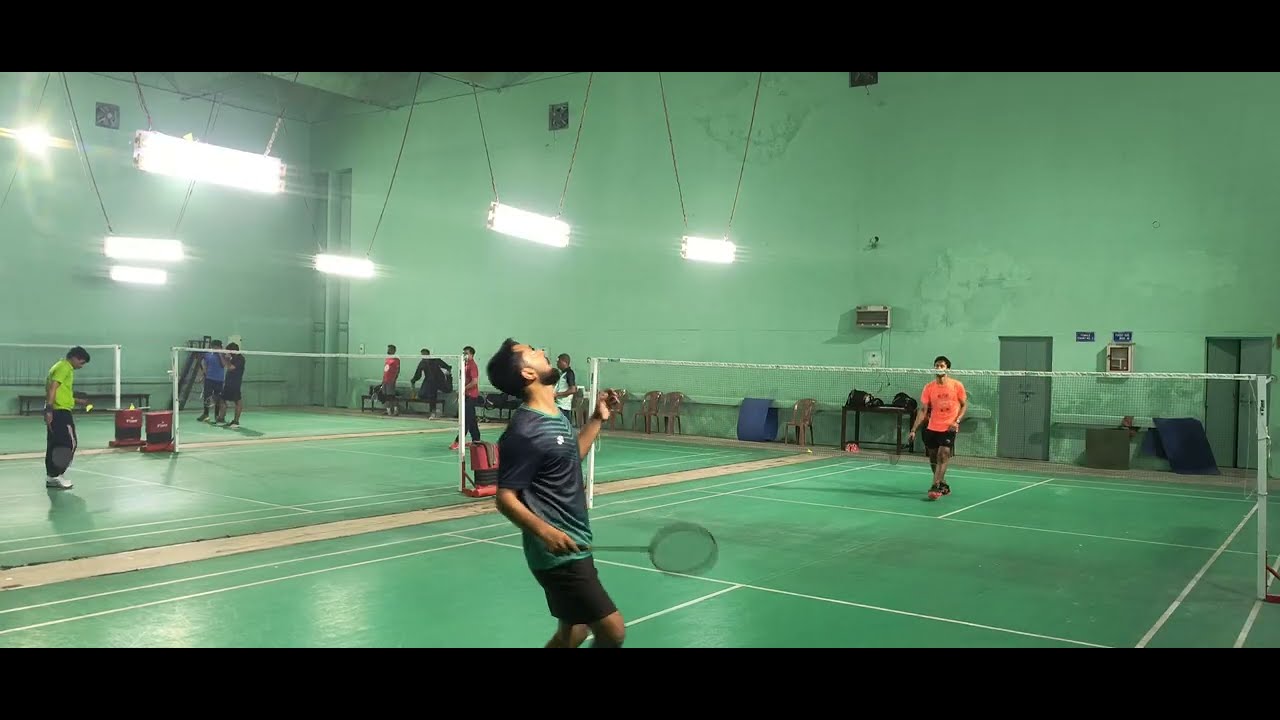 (1055) Ayush vs Abhishek (Action Game) Men's #badminton #singles #iitroorkee #iitiansvlogs #mensgame