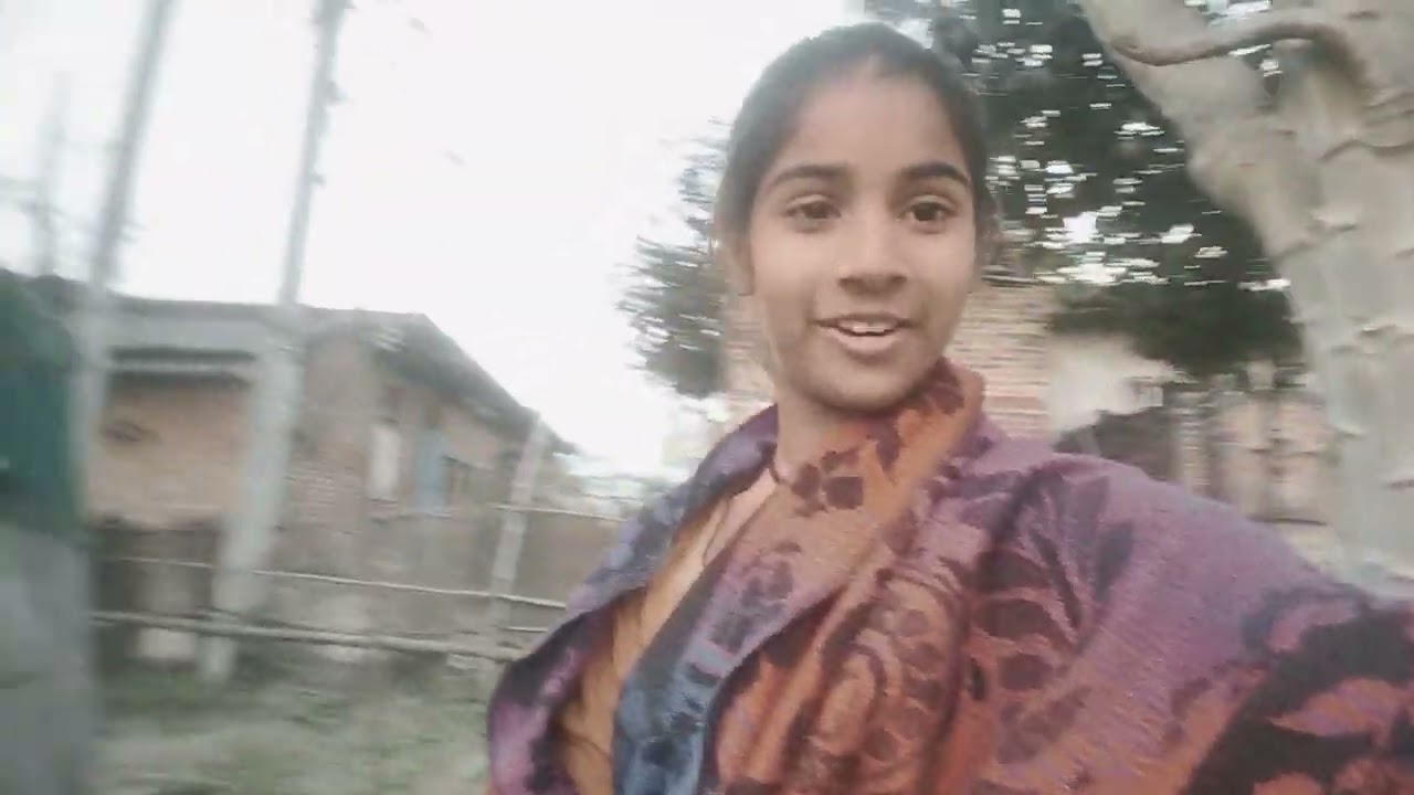 My past bolags me ap logo ka sovagt hai#trending #foryou #bologas#longhair @ RishuChauhan-9889