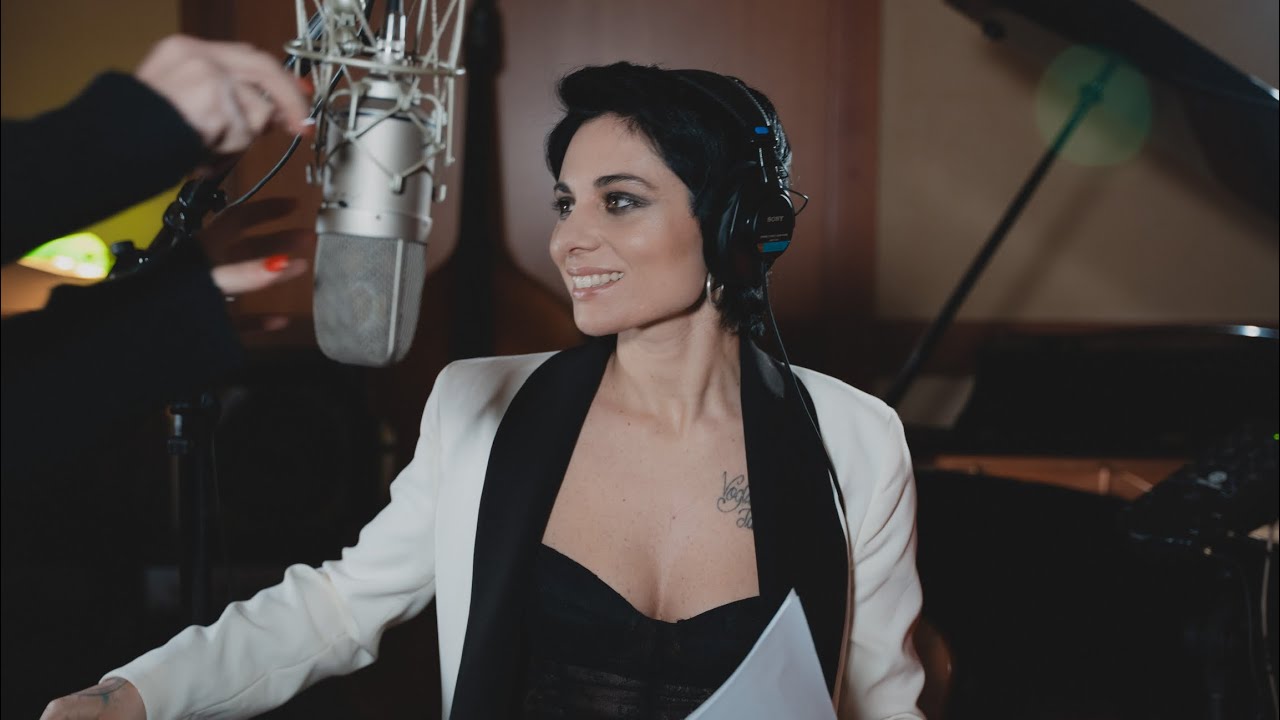 Giordana Angi - Dammi Un bacio- Live @Nuccia Studio