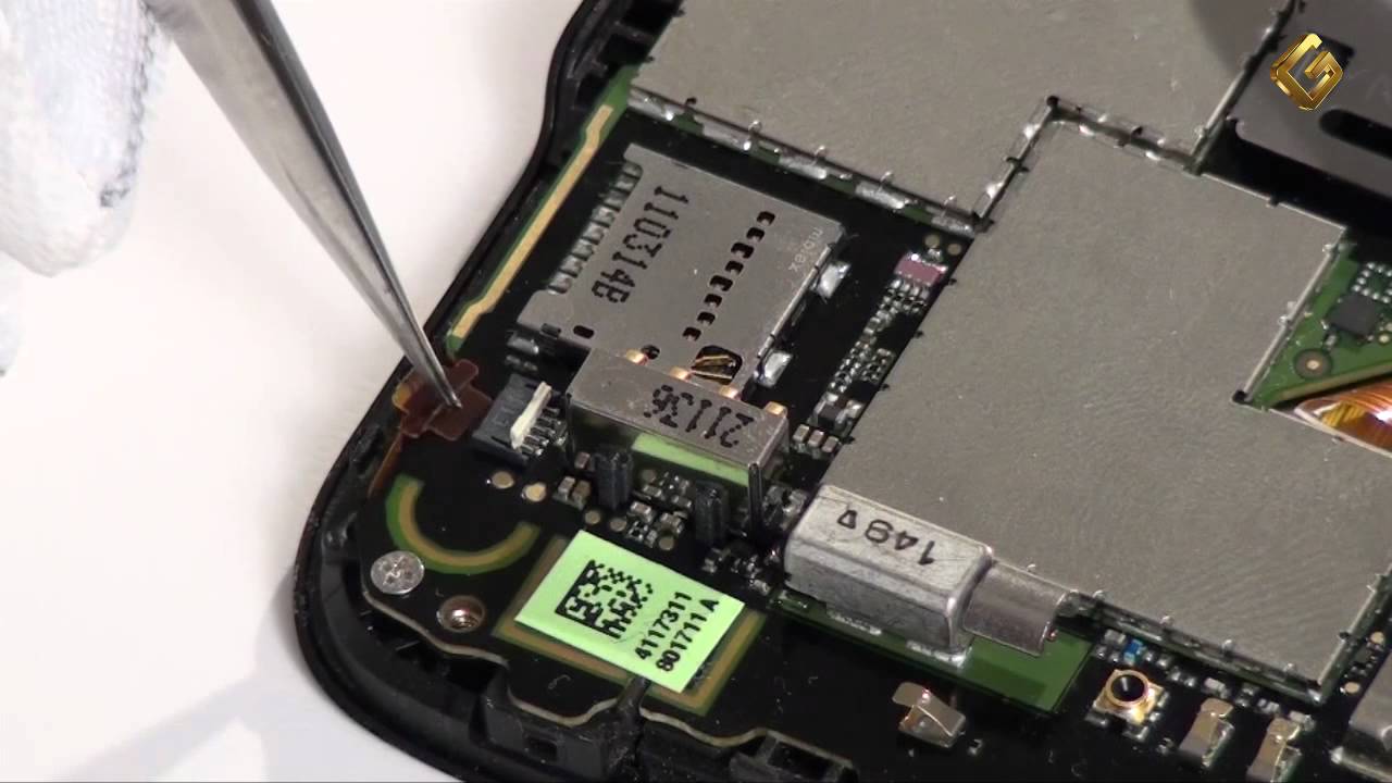 HTC Wildfire S - как разобрать смартфон и из чего он состоит