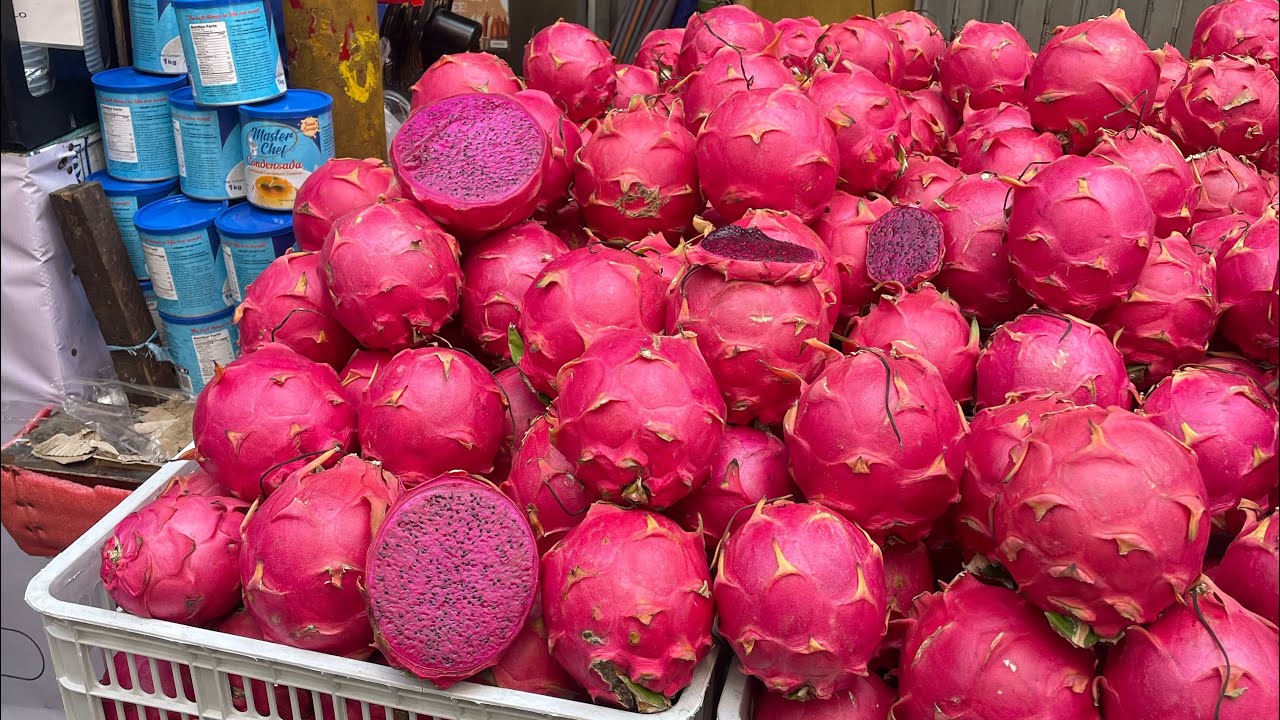 just a random weekend at china town | no editing