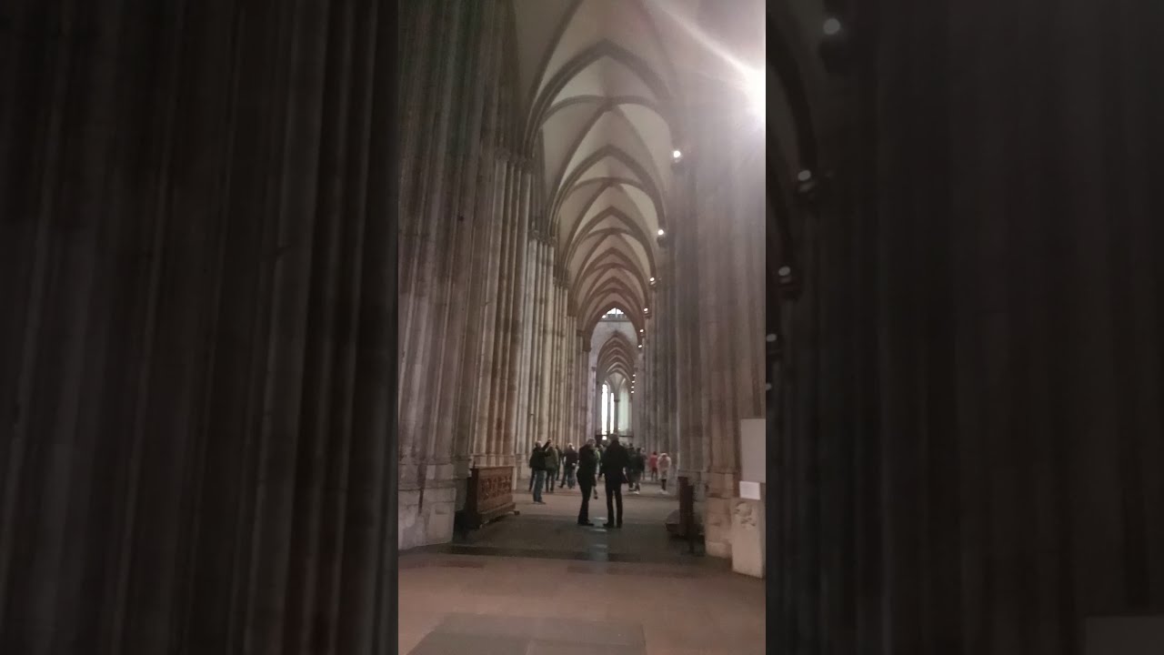 ROMAN CATHOLIC CATHEDRAL IN COLOGNE, GERMANY