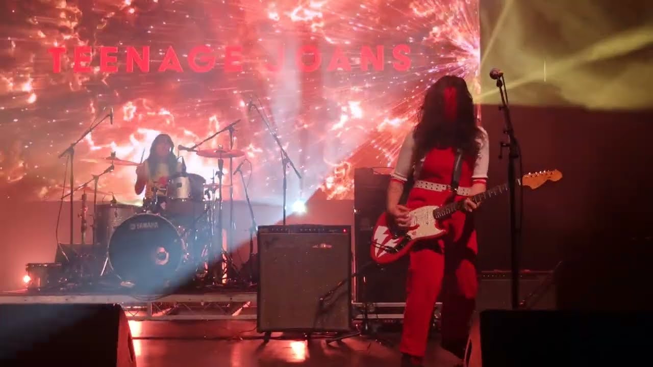 Teenage Joans - Three Leaf Clover (live)
