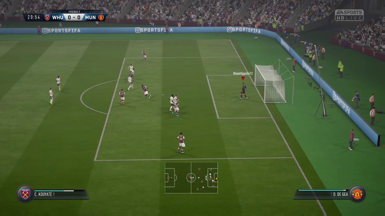 EA SPORTS&trade; FIFA 17 Standard Edition