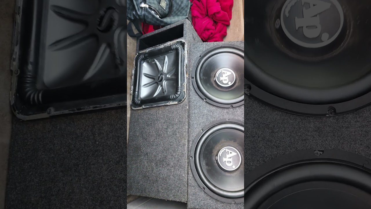 crunch 3500.1 on 2 audio pipes 12 dv4 at 1ohm and the l7 kicker 12 dv4 on Rockville m1