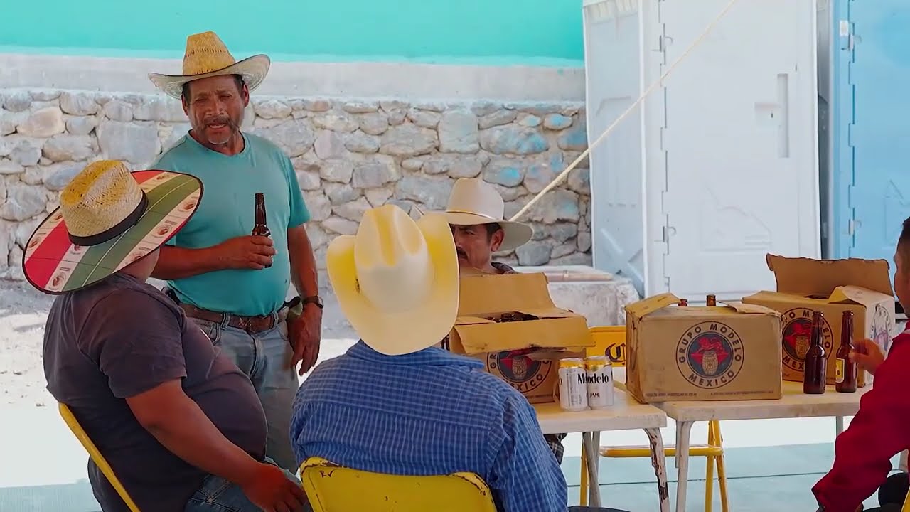 Grupo Regional en  Santa Cruz  El Paredon Peras