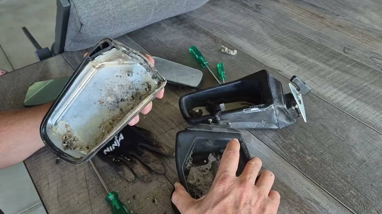Mercedes R107 passenger mirror disassemble