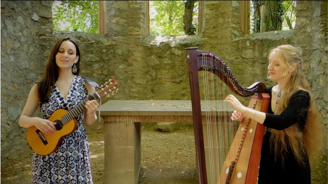 REVEILLEZ-VOUS BELLE ENDORMIE - Traditional french song