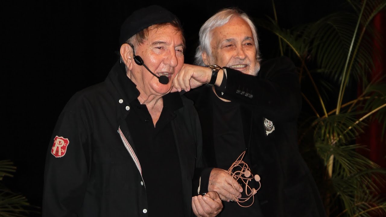Sahnede 60 Yıllık Muhabbet!