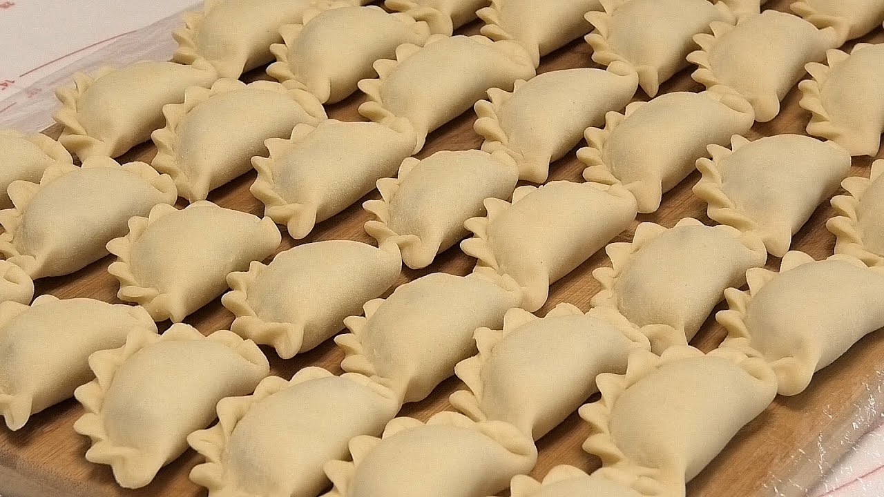Идеальное тесто для вареников.Вареники с картошкой и грибами/Dumplings with potatoes and mushrooms