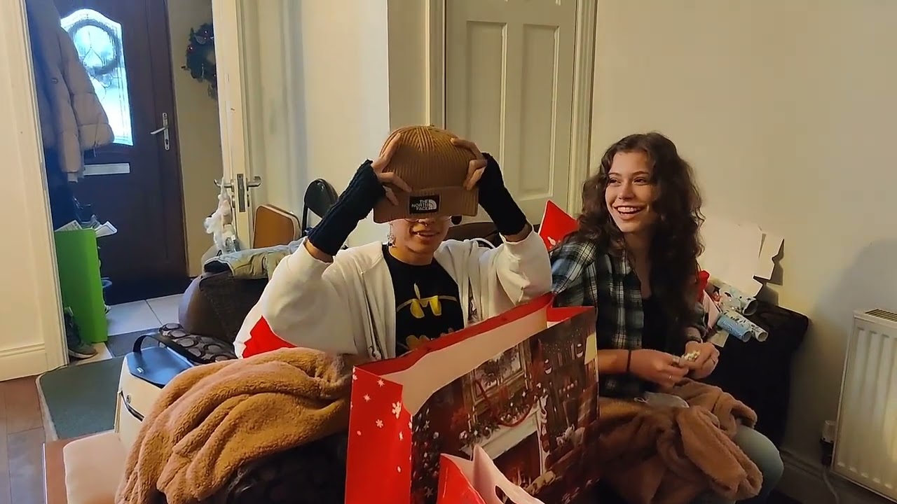 Our Christmas Gifts to both of them!❤️😘
