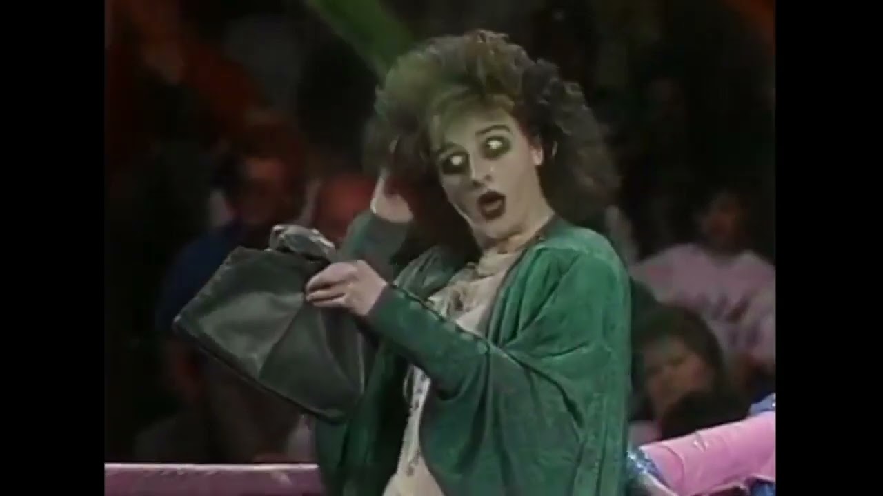 GLOW Wrestling Roxy Astor vs Dementia
