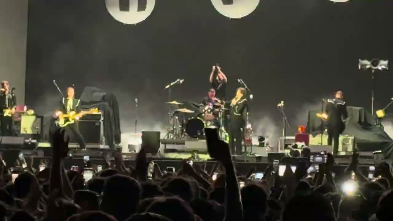 The Hives - Hate To Say I Told You So (Concierto Estadio Universidad San Marcos Lima 25 Enero 2026)