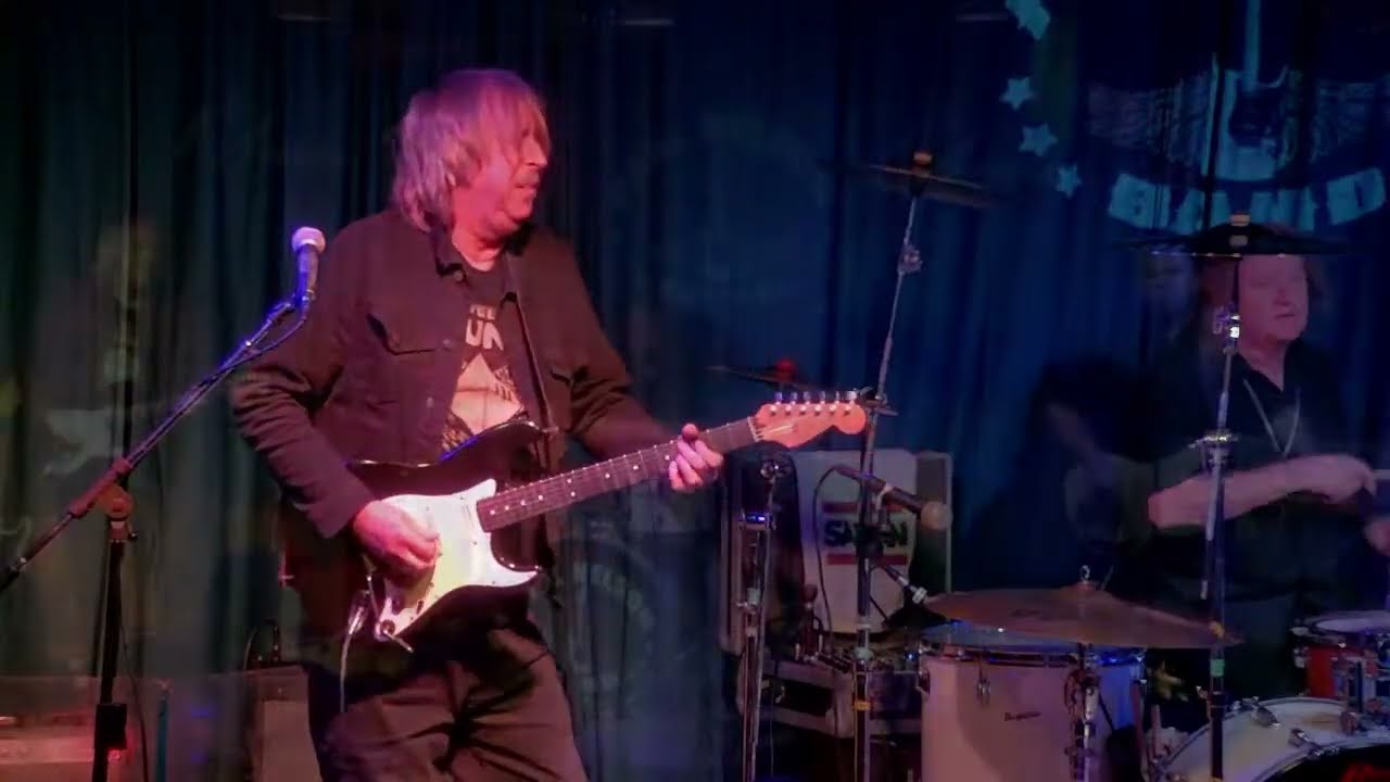 The Paul Nelson Band live from The Music Room