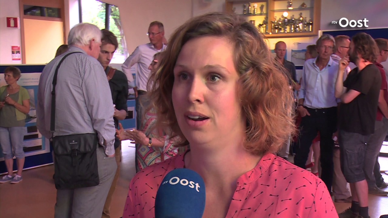 Bewoners van de wijk Holtenbroek in Zwolle zijn tegen plannen dijkverhoging