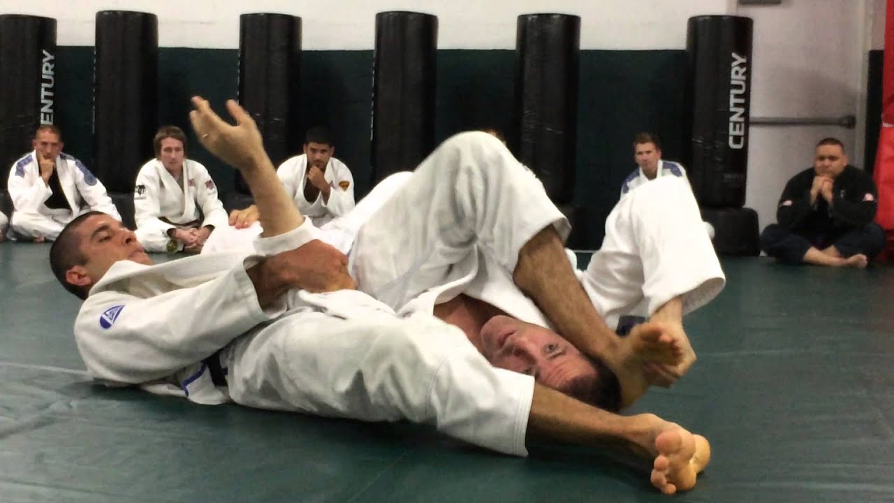 Rener Gracie rolling with Brett Thompson at Norfolk Karate Academy