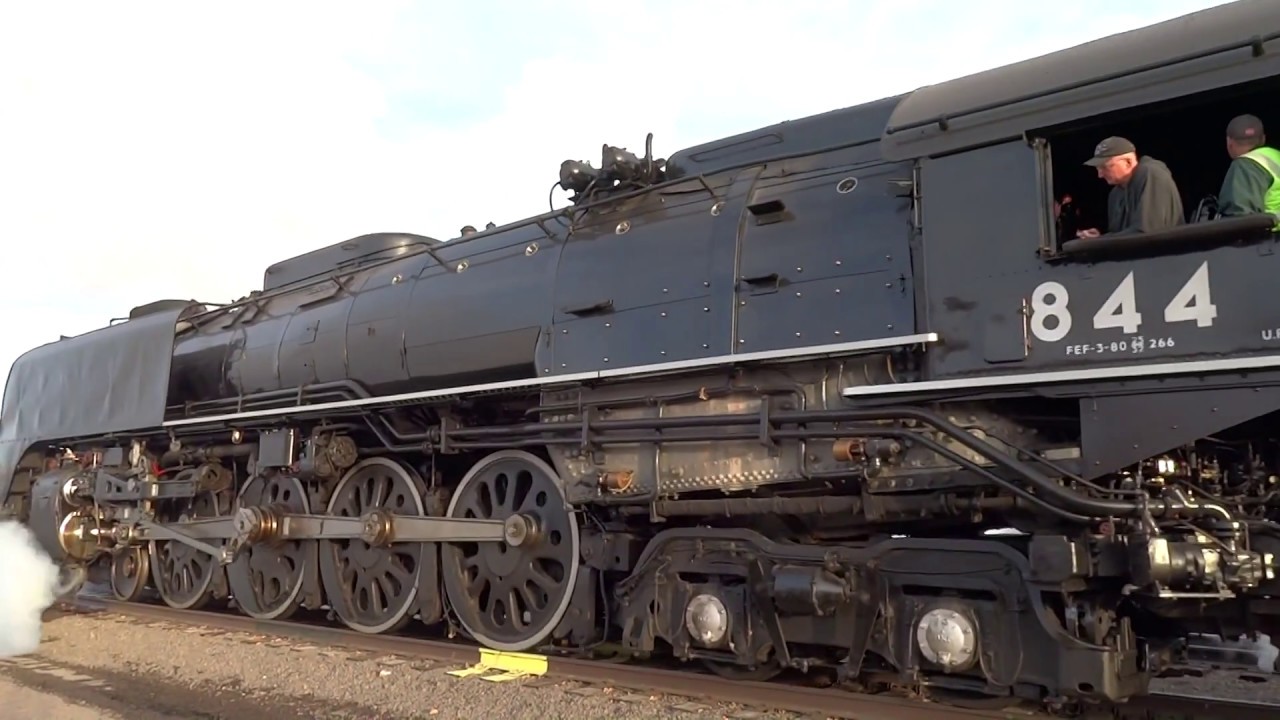 Union Pacific 844 Departs North Platte, NE Westbound 2016