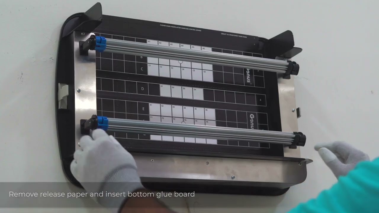 Genus Cobra LED Fly Trap - Unit Servicing