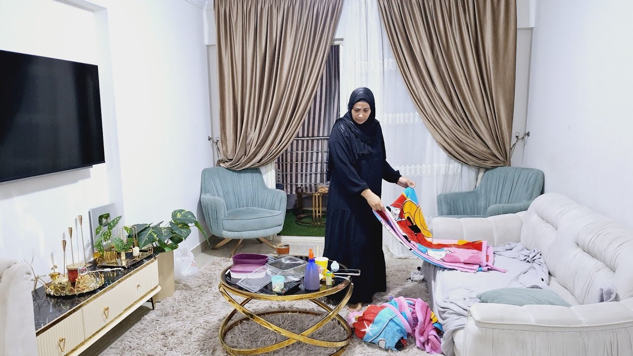 كل ده عشان خرجت يوم وسبتهم ده اخرت الى يمشى ويسيب البيت 
