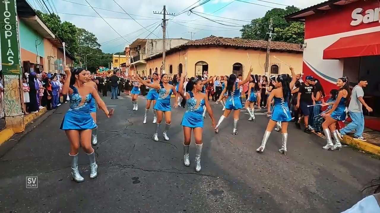 Instituto Thomas Jefferson #cachiporras #salvadoreñas #jefferson