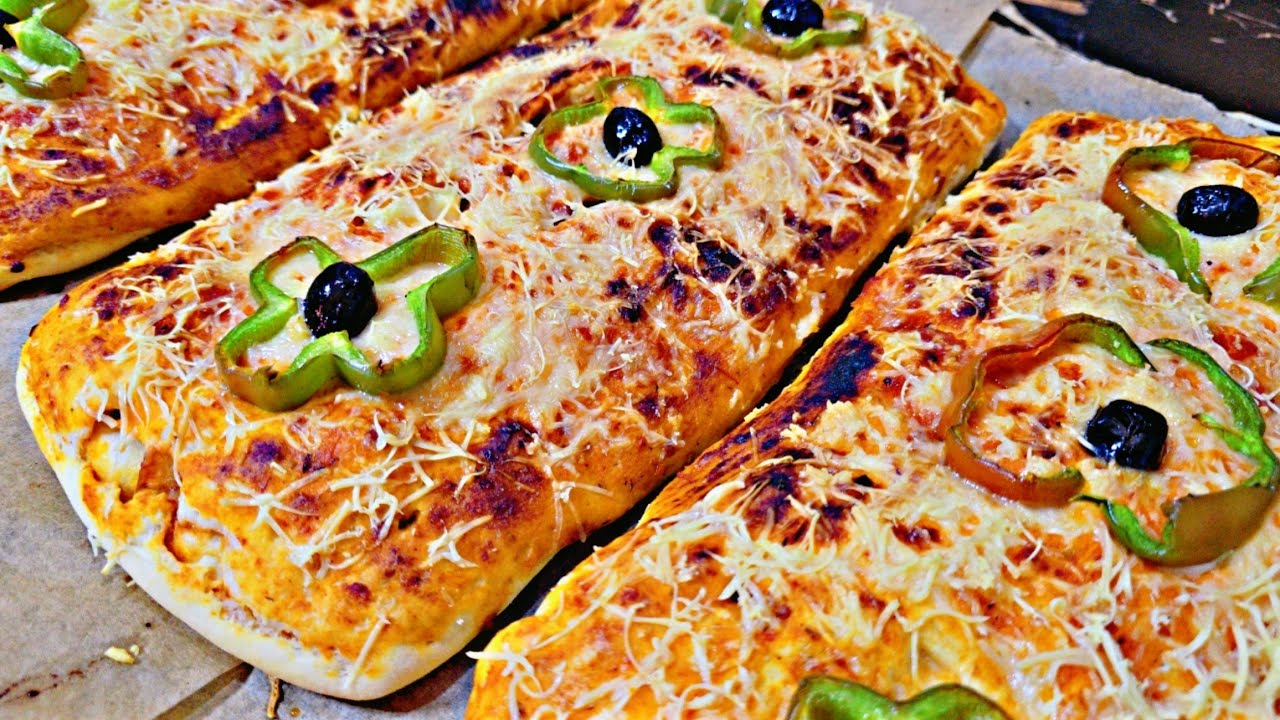 من كثرة البنة تاعها قالولي ديريهلنا كل يوم👌صوندويشات البيتزا بعجينة خفيفة و حشو معسلة ناجحة💯
