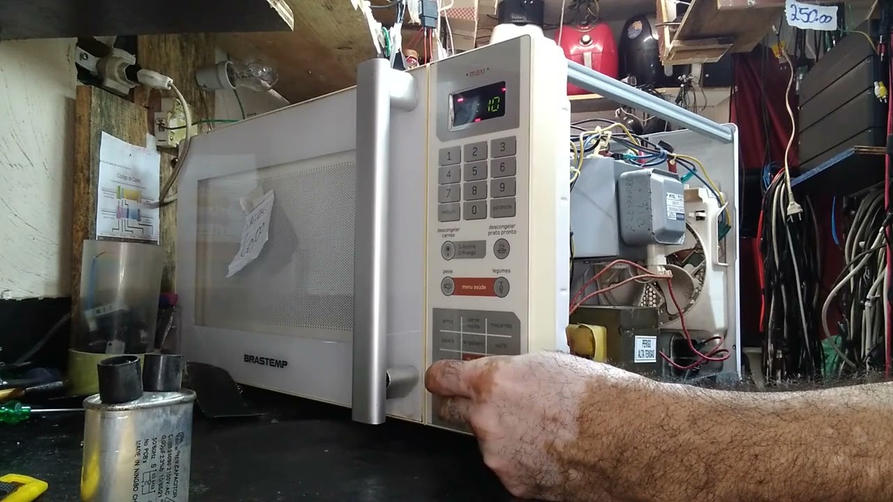 microondas fazendo barulho e queimando o fusível #microondas