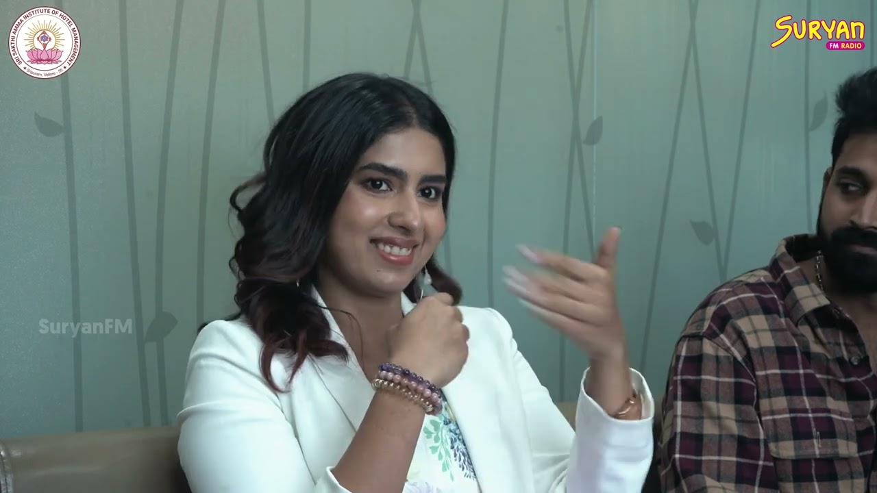 ஒரு லாரி தண்ணிய மேல ஊத்துனாங்களா | Vivek Mervin Orginals |  Saraswathi Menon | Na Na Na Na Song 😯