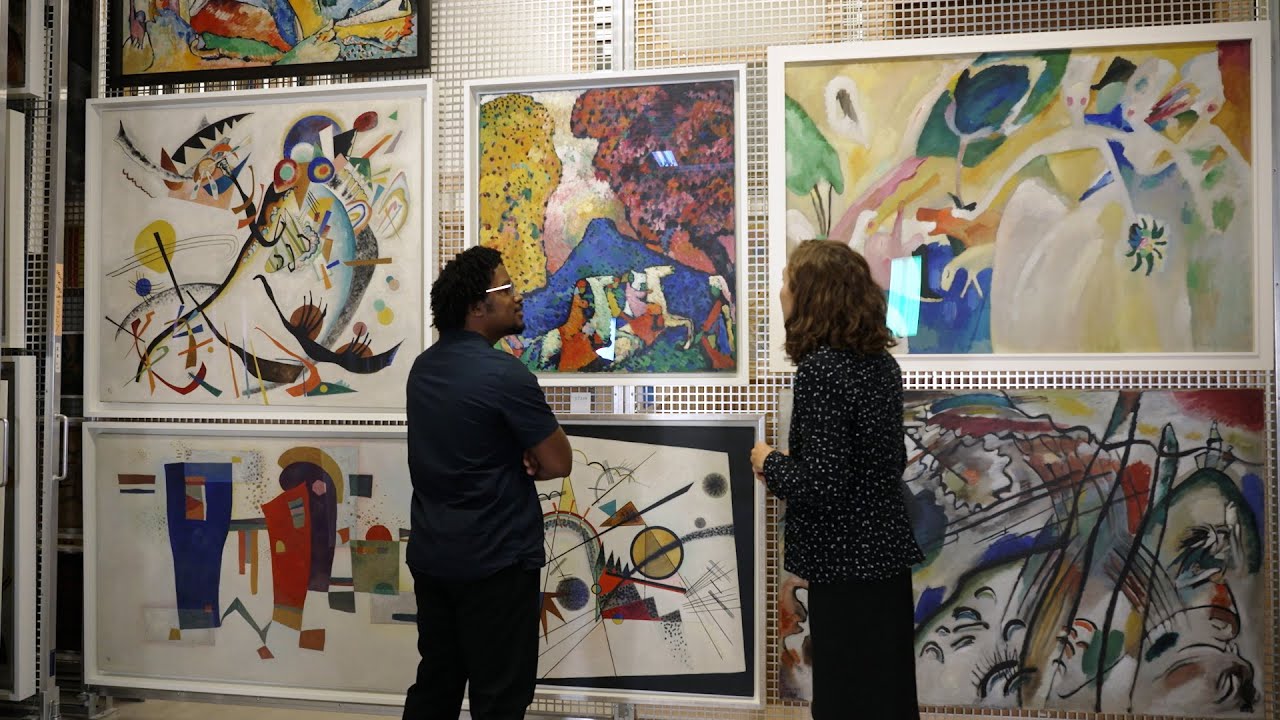 Collecting Abstraction: The Multiple Narratives of Modernism