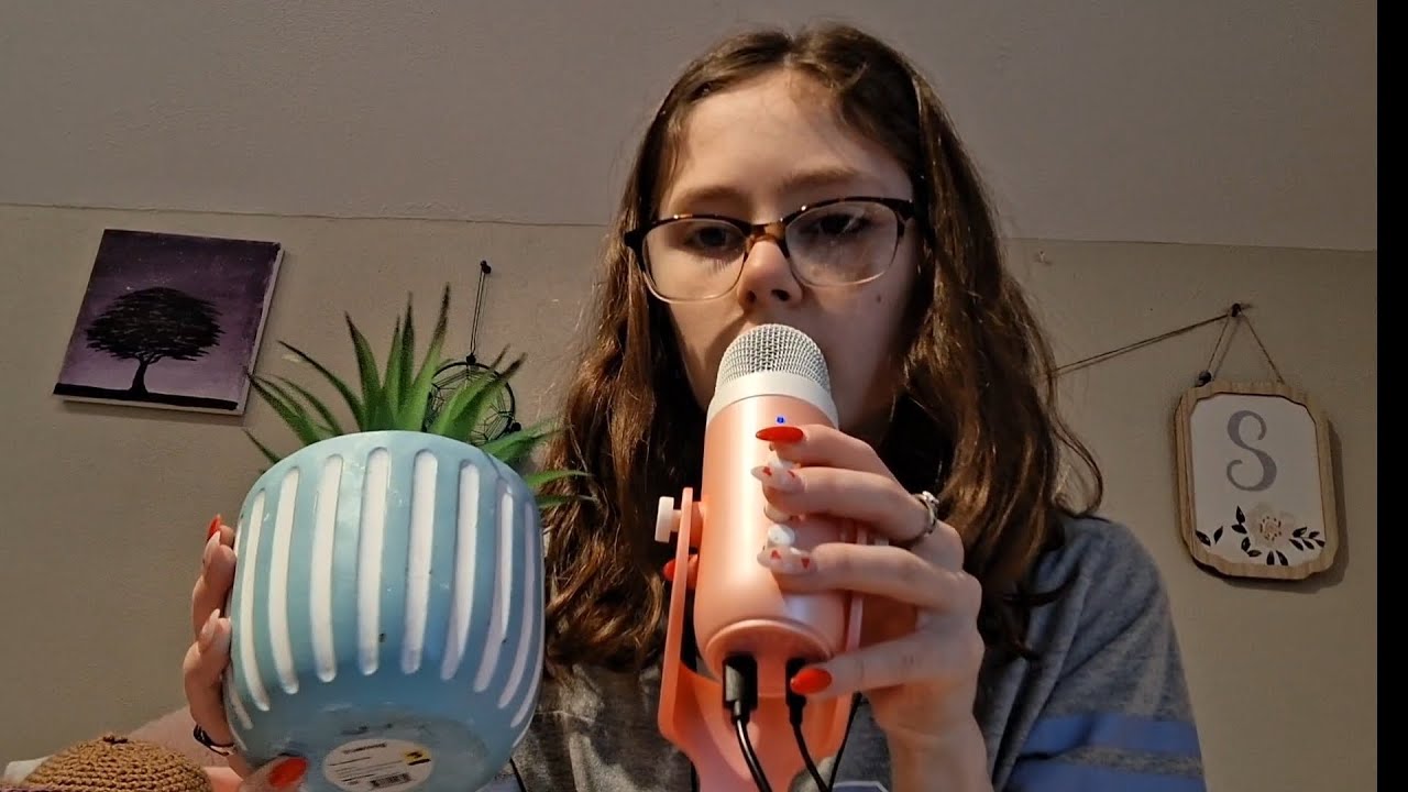 Tapping/scratching on random things!