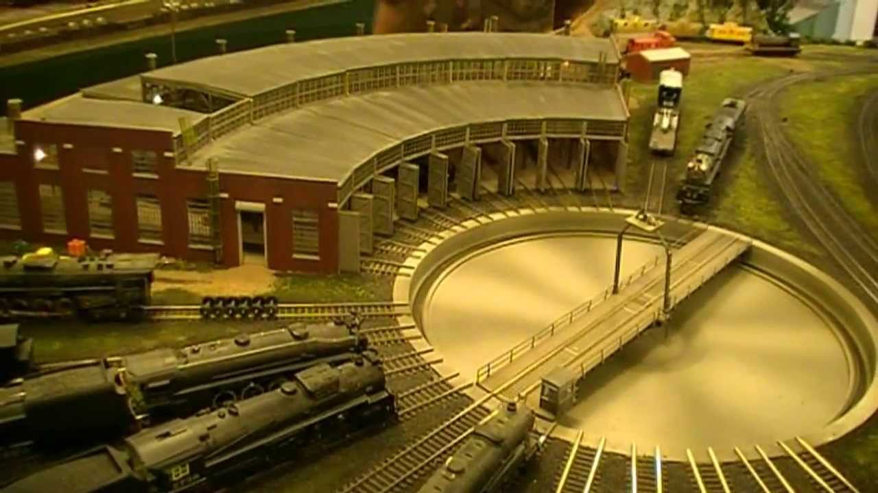 The Blissfield Model Railroad Club's Spectacular HO Scale Layout!
